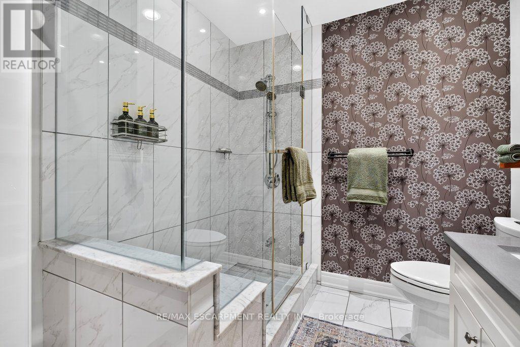 825 King Road, Burlington, Ontario  L7T 3K8 - Photo 22 - W13766278