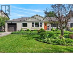 825 KING ROAD, Burlington, Ontario