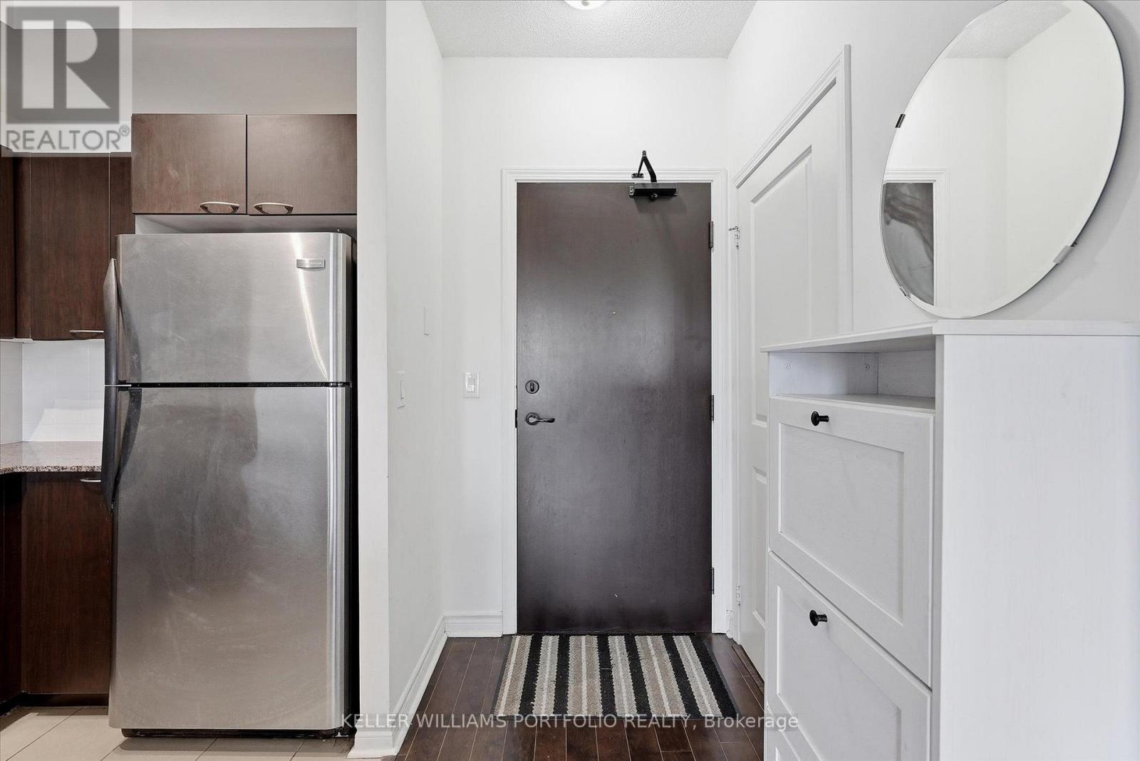 308 - 385 Prince Of Wales Drive, Mississauga, Ontario  L5B 0C6 - Photo 5 - W13766284