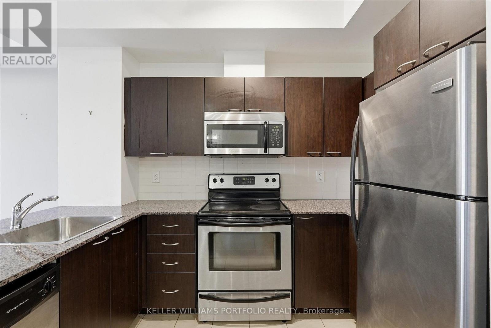 308 - 385 Prince Of Wales Drive, Mississauga, Ontario  L5B 0C6 - Photo 7 - W13766284