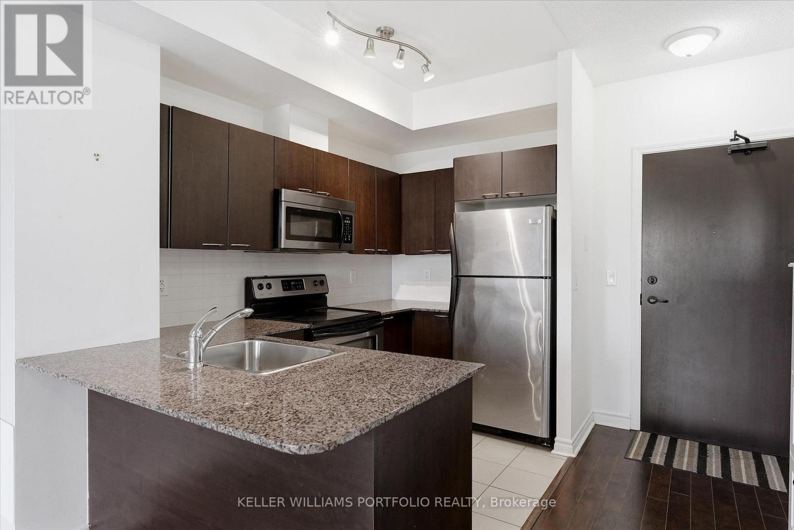 308 - 385 Prince Of Wales Drive, Mississauga, Ontario  L5B 0C6 - Photo 9 - W13766284