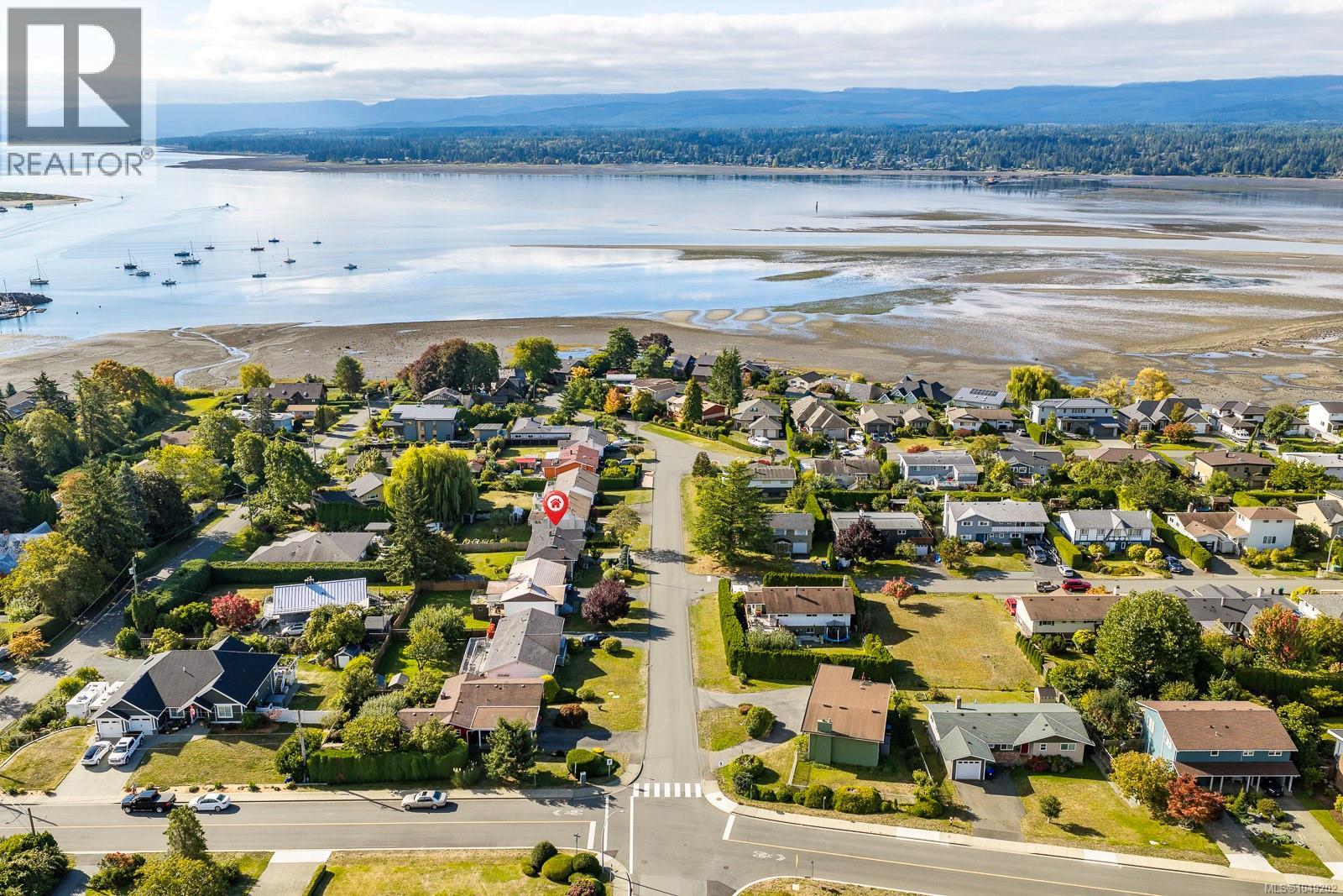 180 Beach Dr, Comox, British Columbia  V9M 1T6 - Photo 5 - 1049202