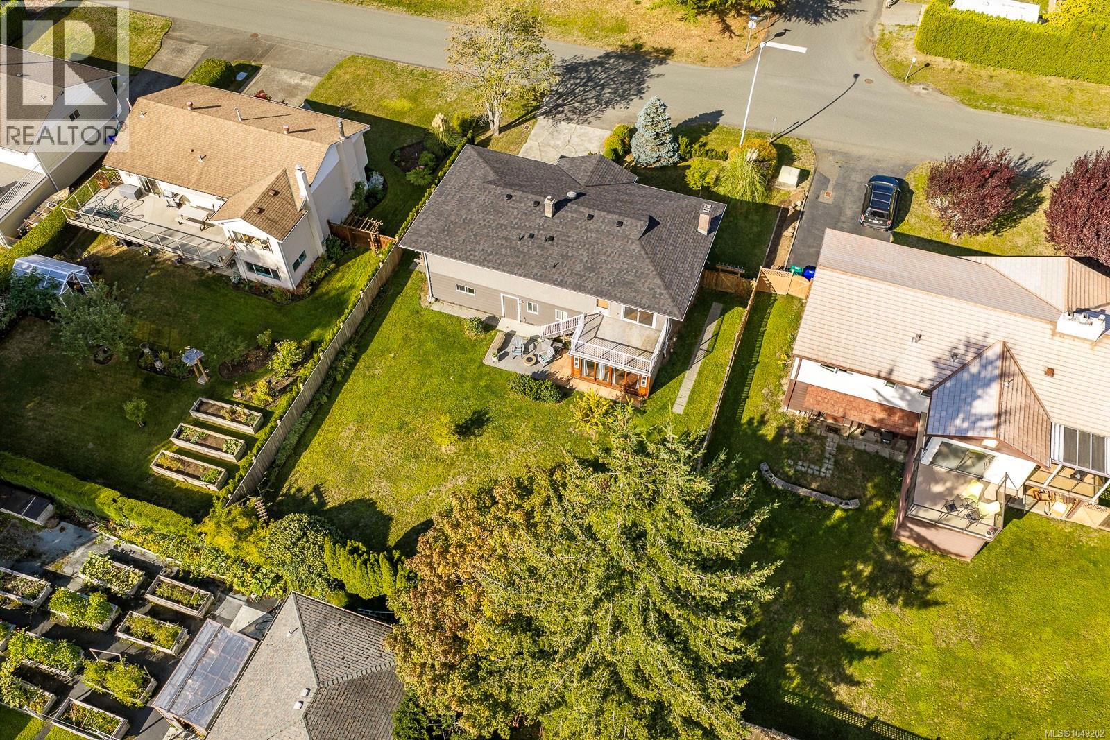 180 Beach Dr, Comox, British Columbia  V9M 1T6 - Photo 55 - 1049202