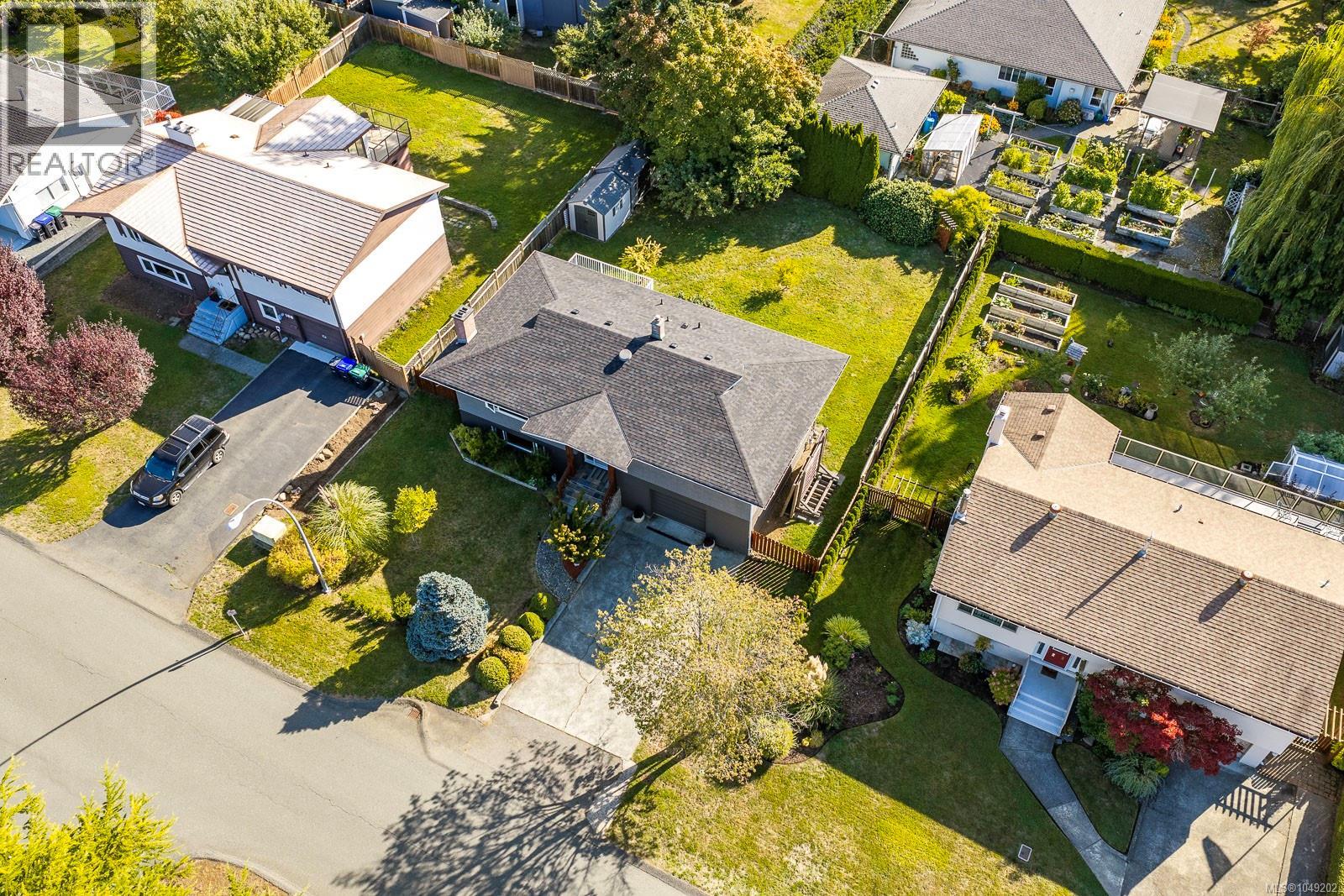 180 Beach Dr, Comox, British Columbia  V9M 1T6 - Photo 74 - 1049202