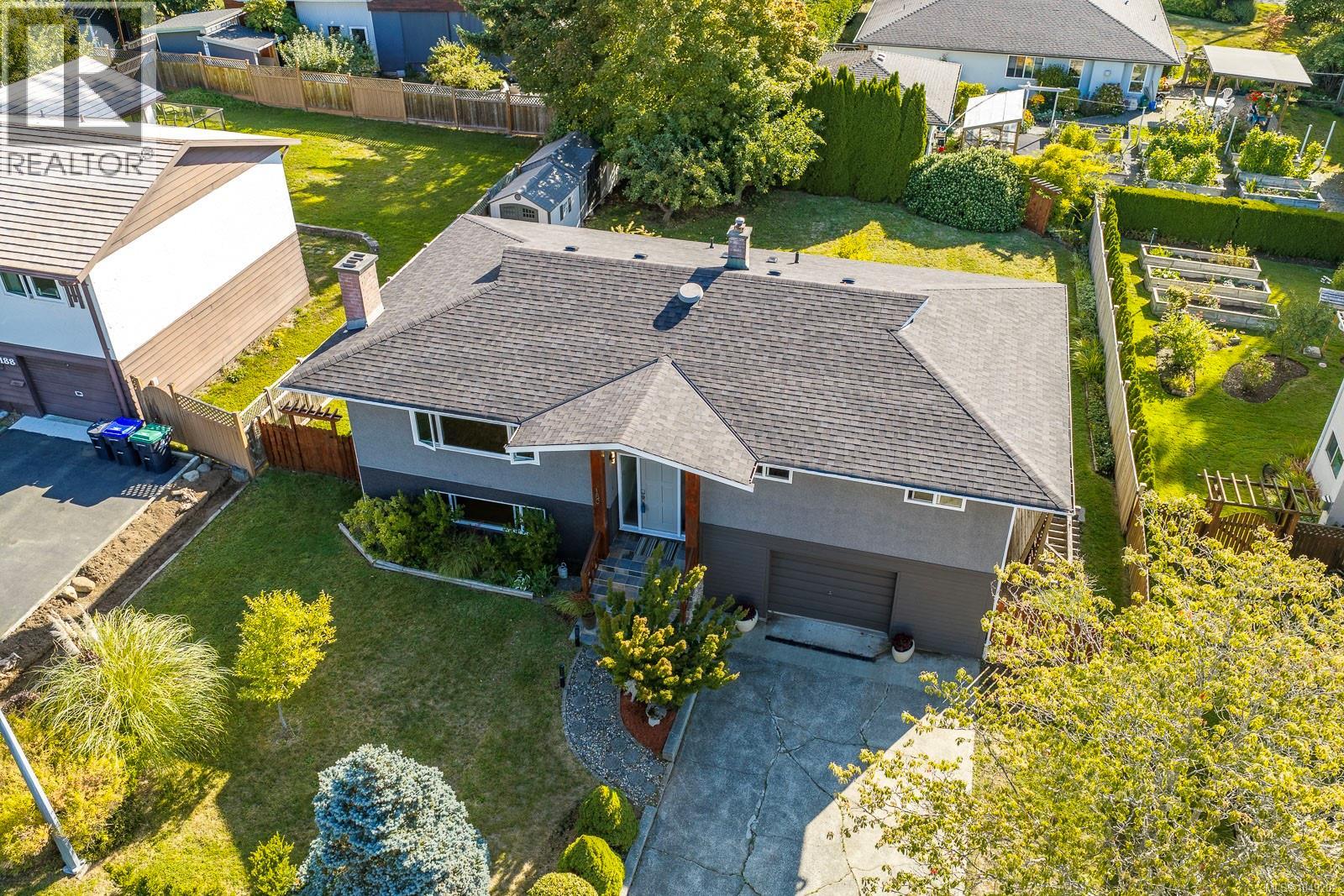 180 Beach Dr, Comox, British Columbia  V9M 1T6 - Photo 77 - 1049202
