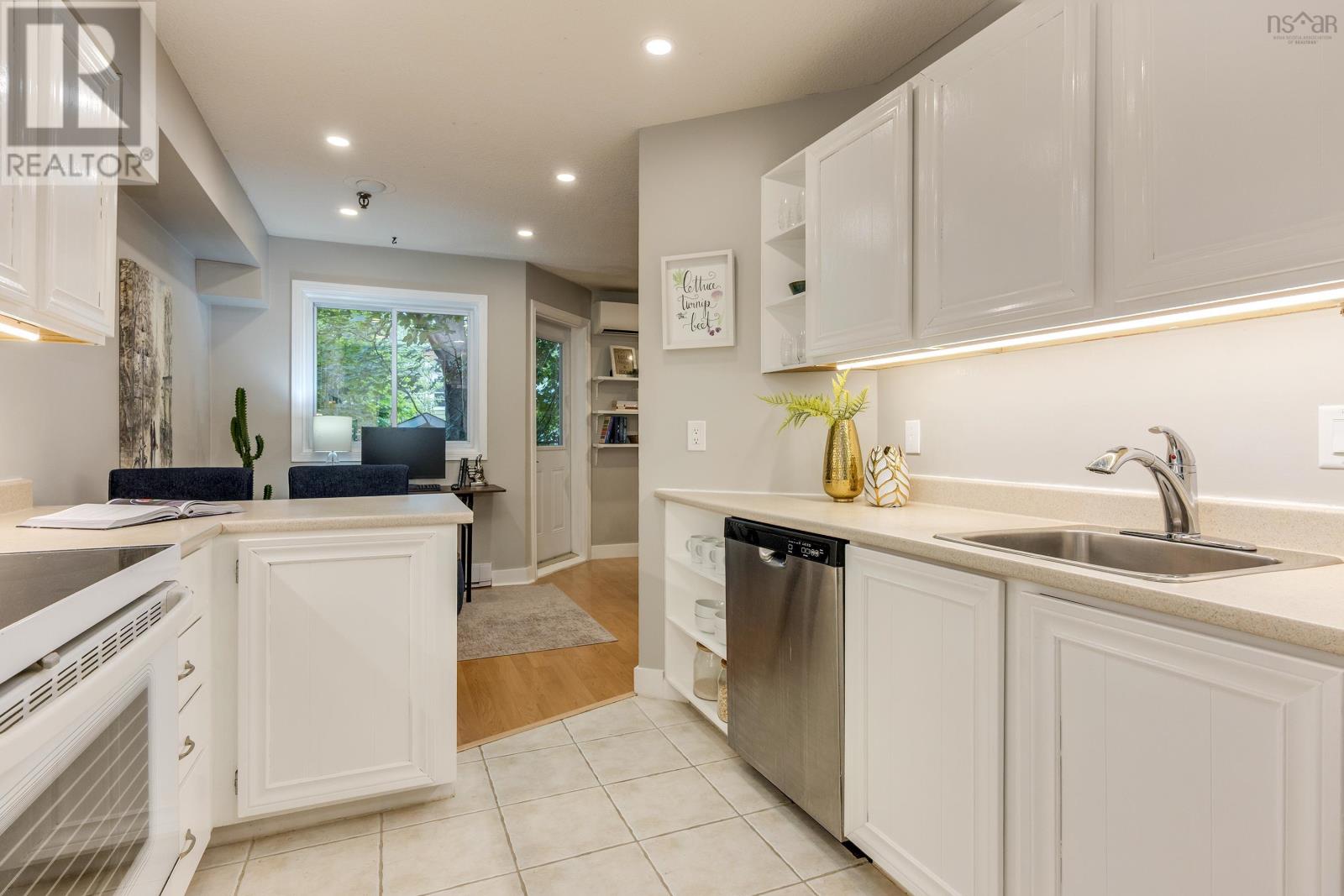 204 2080 Quingate Place, Halifax, Nova Scotia  B3L 4R9 - Photo 10 - 202622892