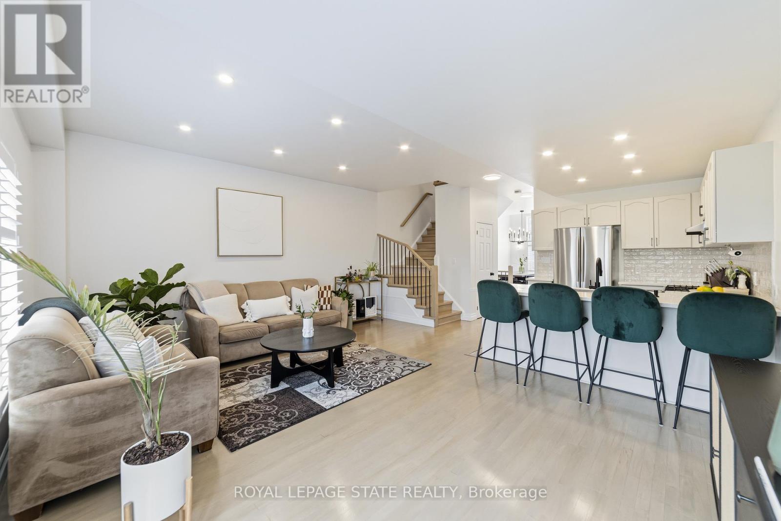 92 Benziger Lane, Hamilton, Ontario  L8E 6G5 - Photo 9 - X13766200
