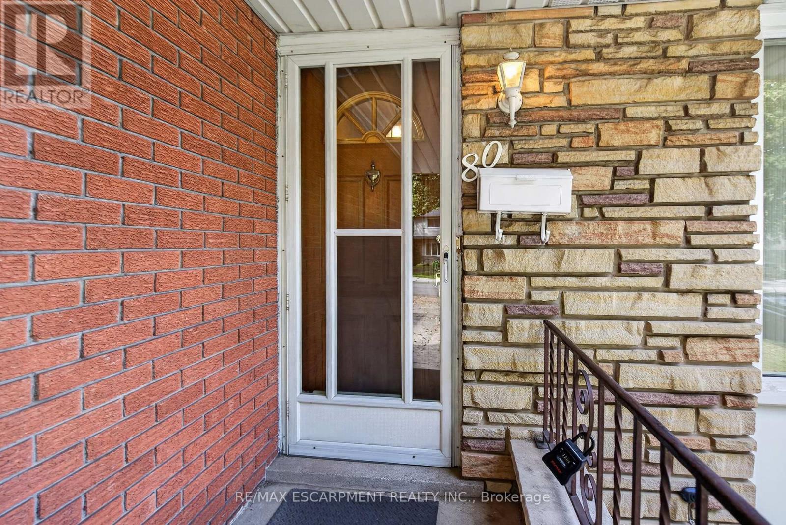 80 Sarasota Avenue, Hamilton, Ontario  L9C 3X5 - Photo 4 - X13766214
