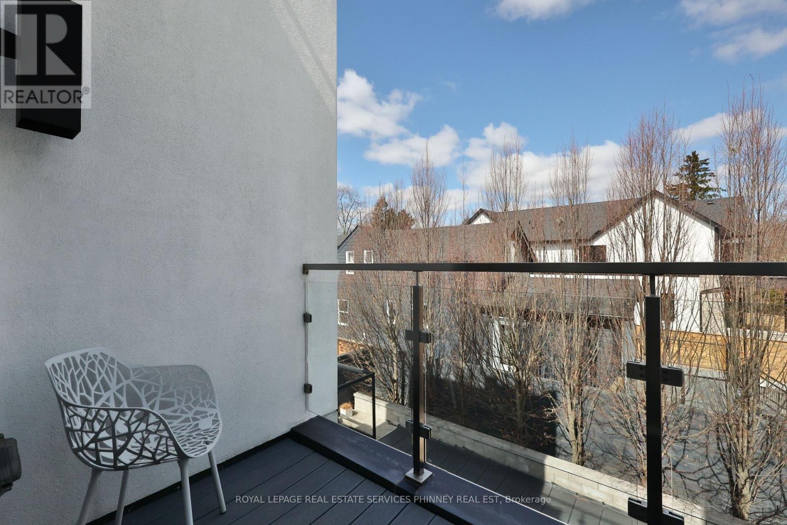 647 Montbeck Crescent, Mississauga, Ontario  L5G 1P1 - Photo 23 - W13549946