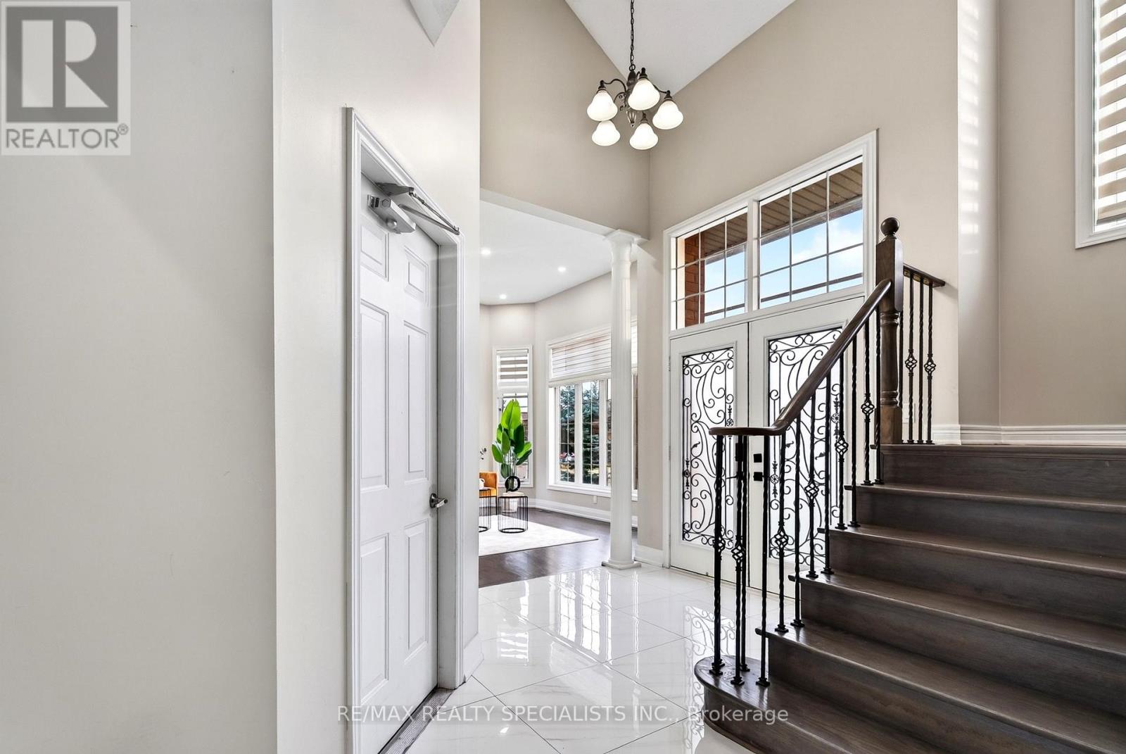 3463 Crimson King Circle, Mississauga, Ontario  L5N 8M9 - Photo 13 - W13765710