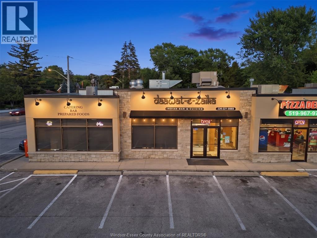 4300 HOWARD AVENUE, Windsor, Ontario