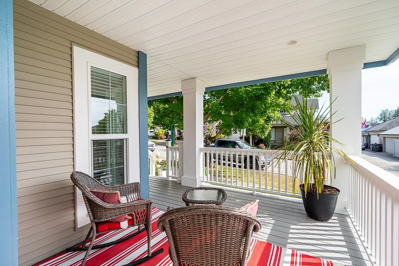 19029 68b Avenue, Surrey, British Columbia  V4N 5P5 - Photo 4 - R3163734