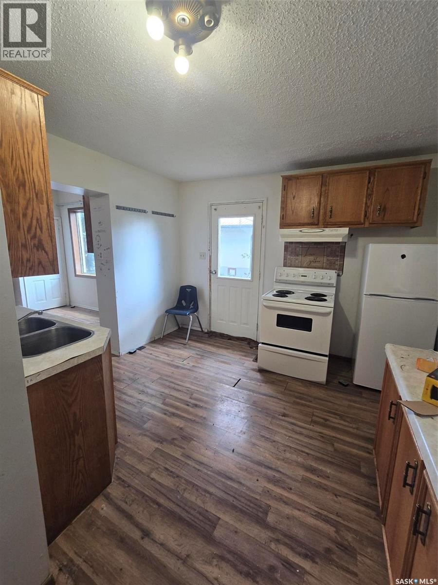 115 1st Street E, Glenavon, Saskatchewan  S0G 1Y0 - Photo 20 - SK048034