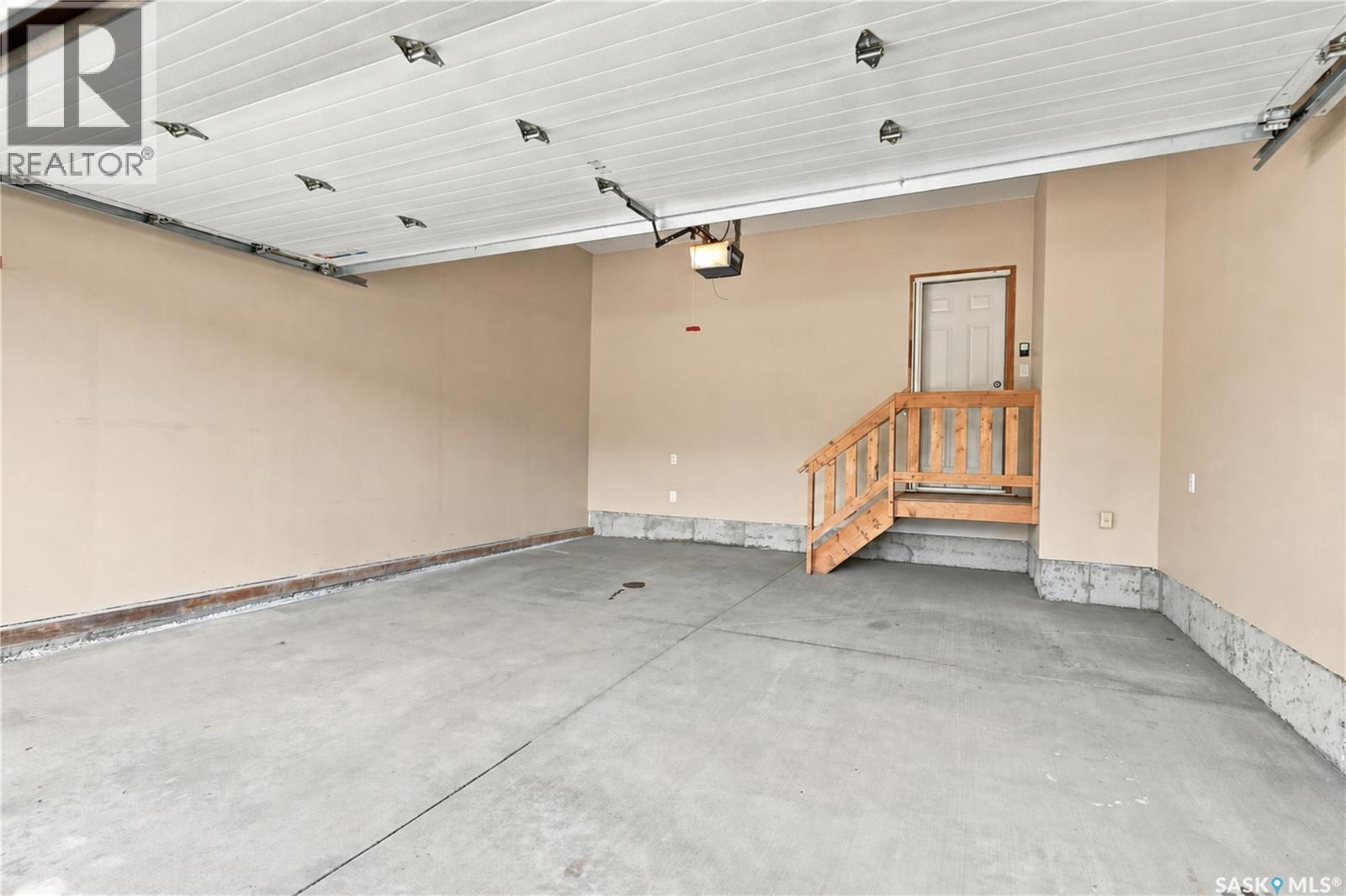 201 802 Heritage Crescent, Saskatoon, Saskatchewan  S7H 5T3 - Photo 45 - SK047209