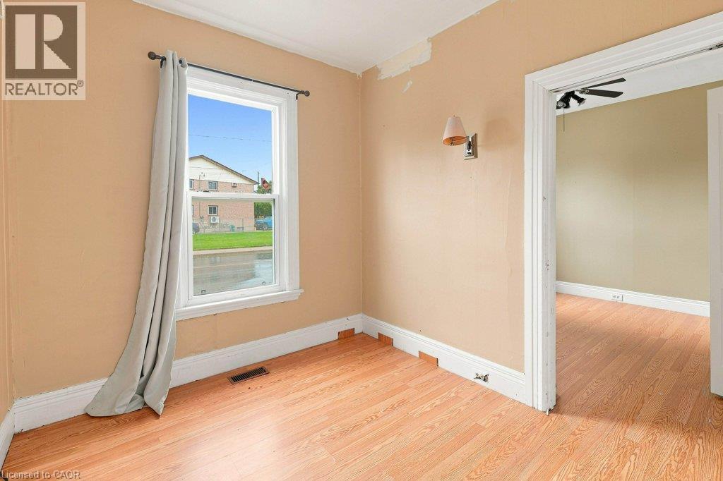 69 Stanley Street, Brantford, Ontario N3S 6M4 - Photo 10 - 40861675