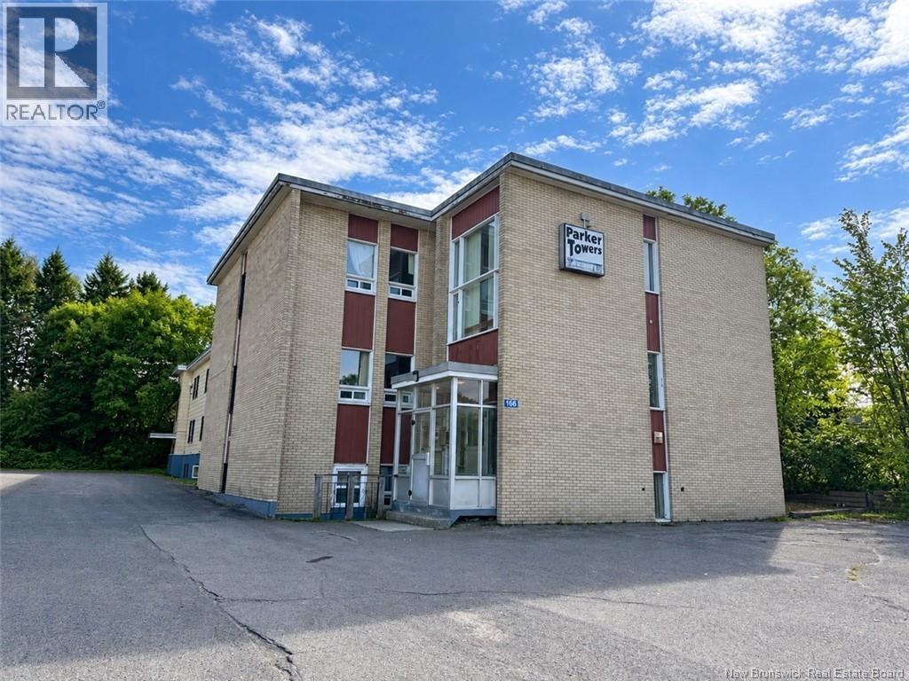 166 Roseberry Street, Campbellton, New Brunswick  E3N 2H1 - Photo 3 - NB134650