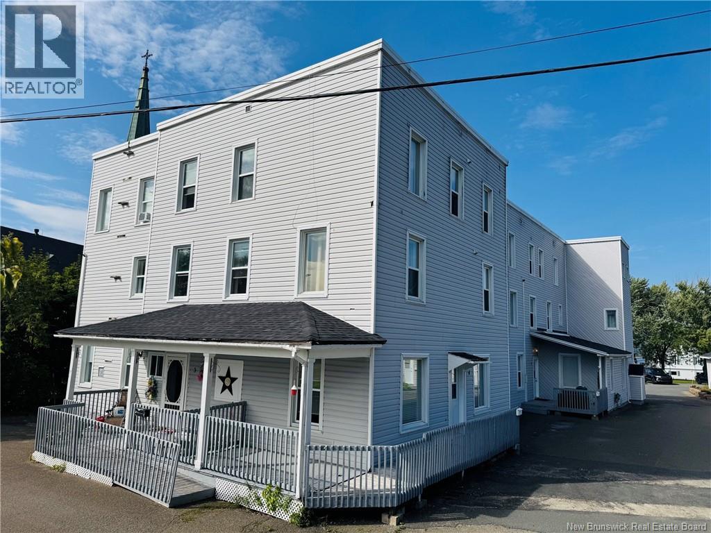 26 Patterson Street, Campbellton, New Brunswick  E3N 1E4 - Photo 4 - NB134651