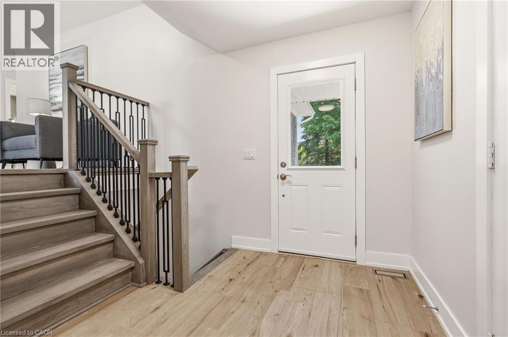 2234 Kilbride Street, Burlington, Ontario  L7P 0J4 - Photo 3 - 40844835