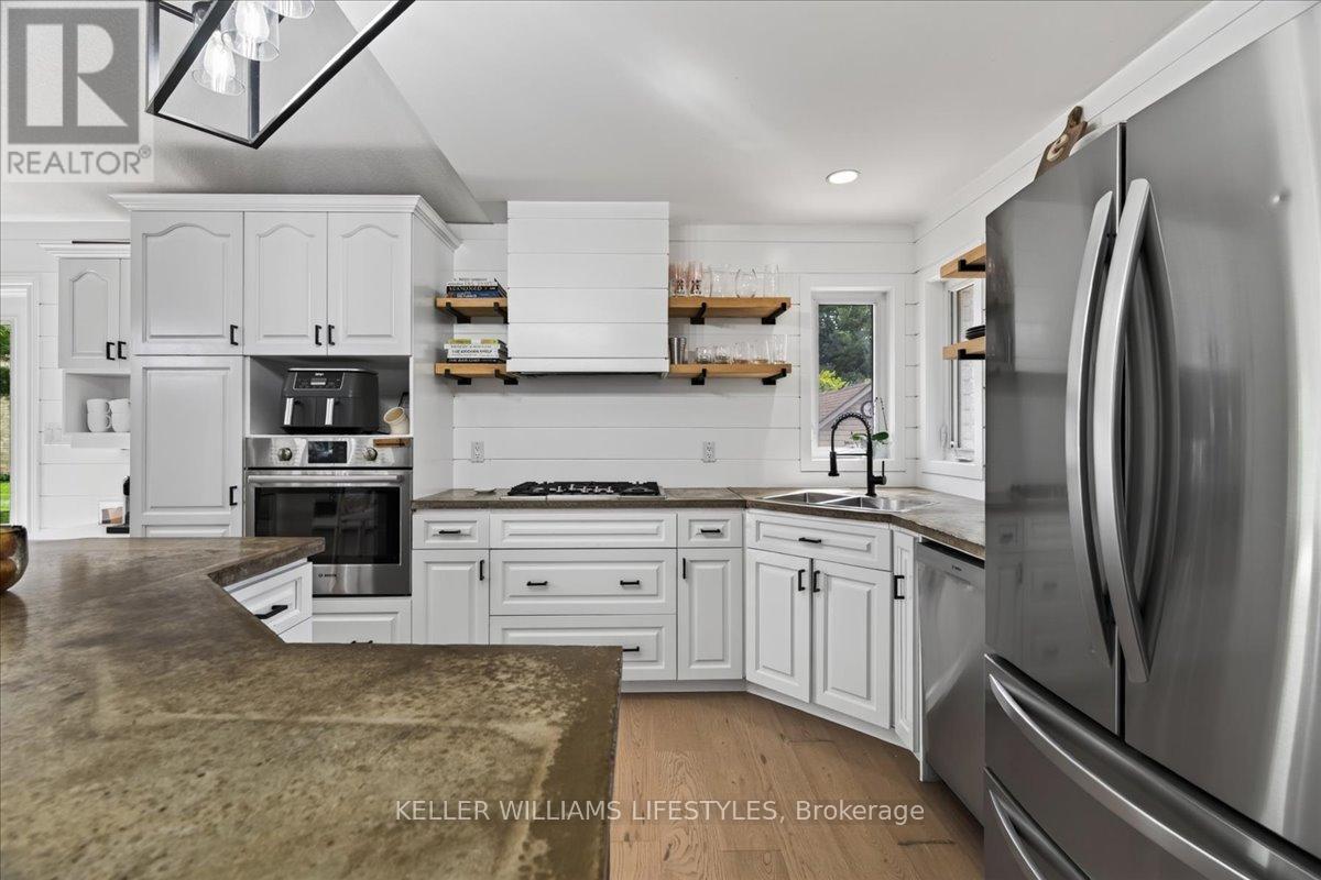 6217 Townsend Line, Lambton Shores, Ontario  N0N 1J0 - Photo 12 - X13766462