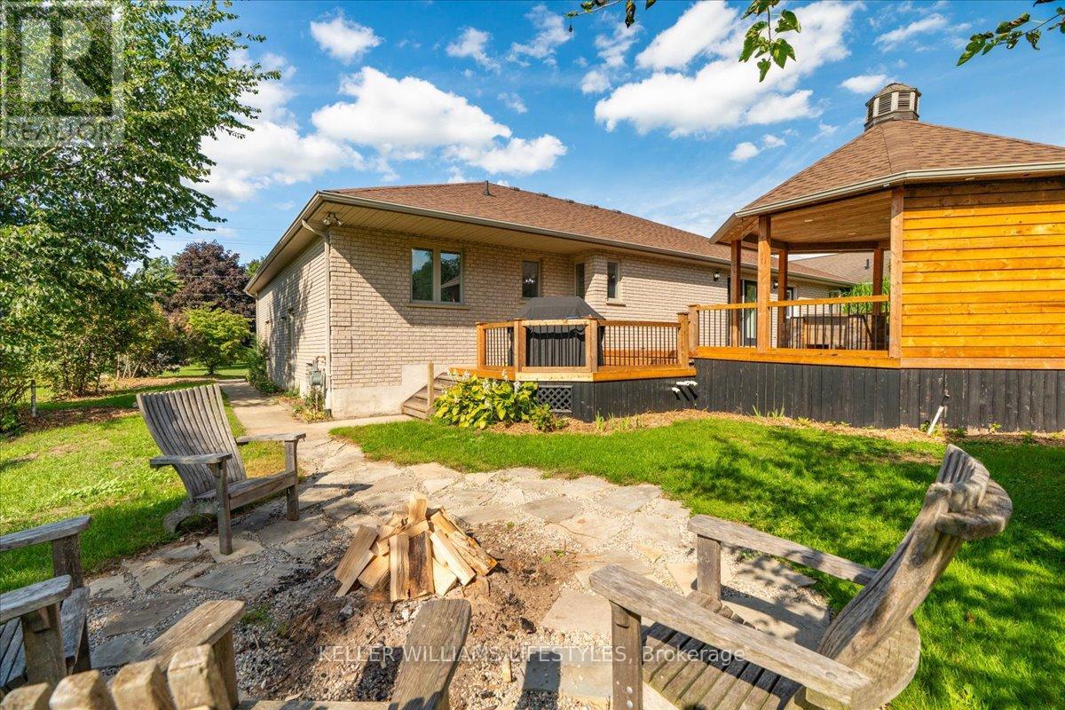 6217 Townsend Line, Lambton Shores, Ontario  N0N 1J0 - Photo 34 - X13766462