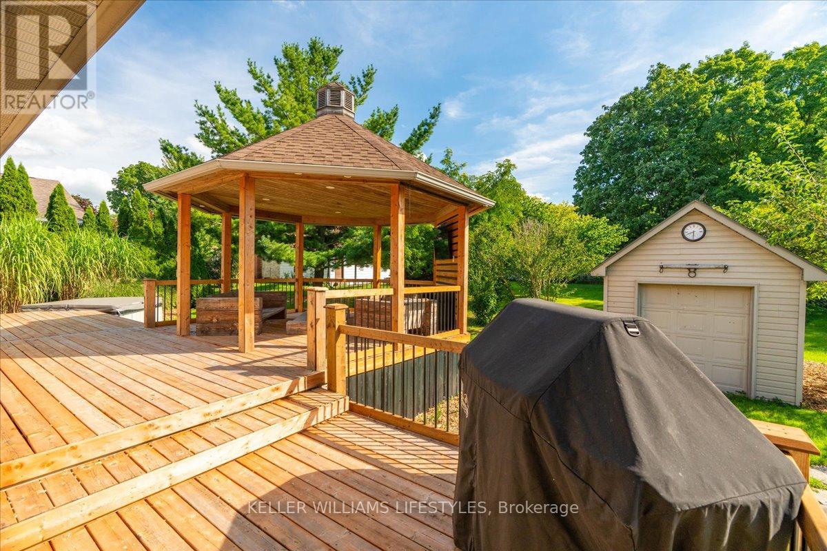 6217 Townsend Line, Lambton Shores, Ontario  N0N 1J0 - Photo 40 - X13766462
