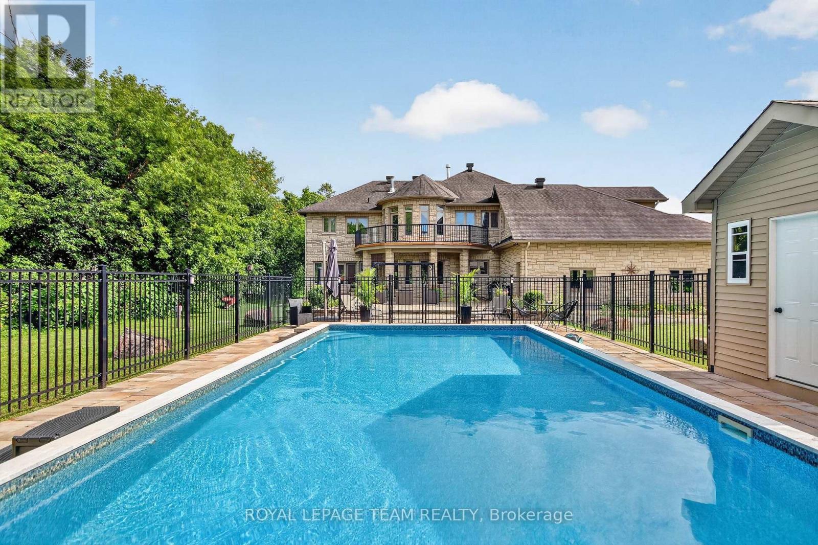 1425 Balmoral Drive, Ottawa, Ontario  K1V 1H2 - Photo 37 - X13766714