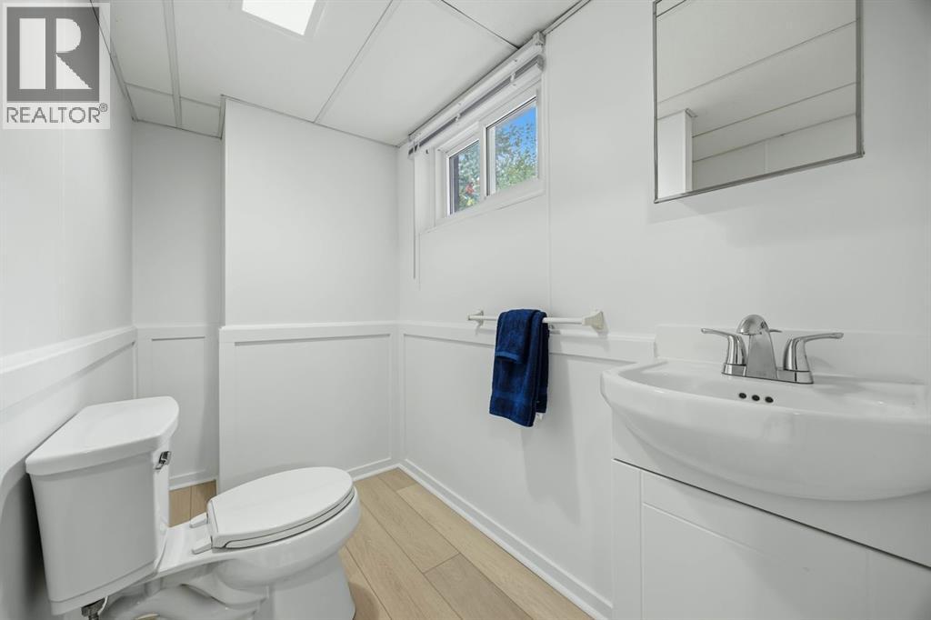 714 Victoria Avenue, Point Edward, Ontario  N7V 1J8 - Photo 22 - 26021834