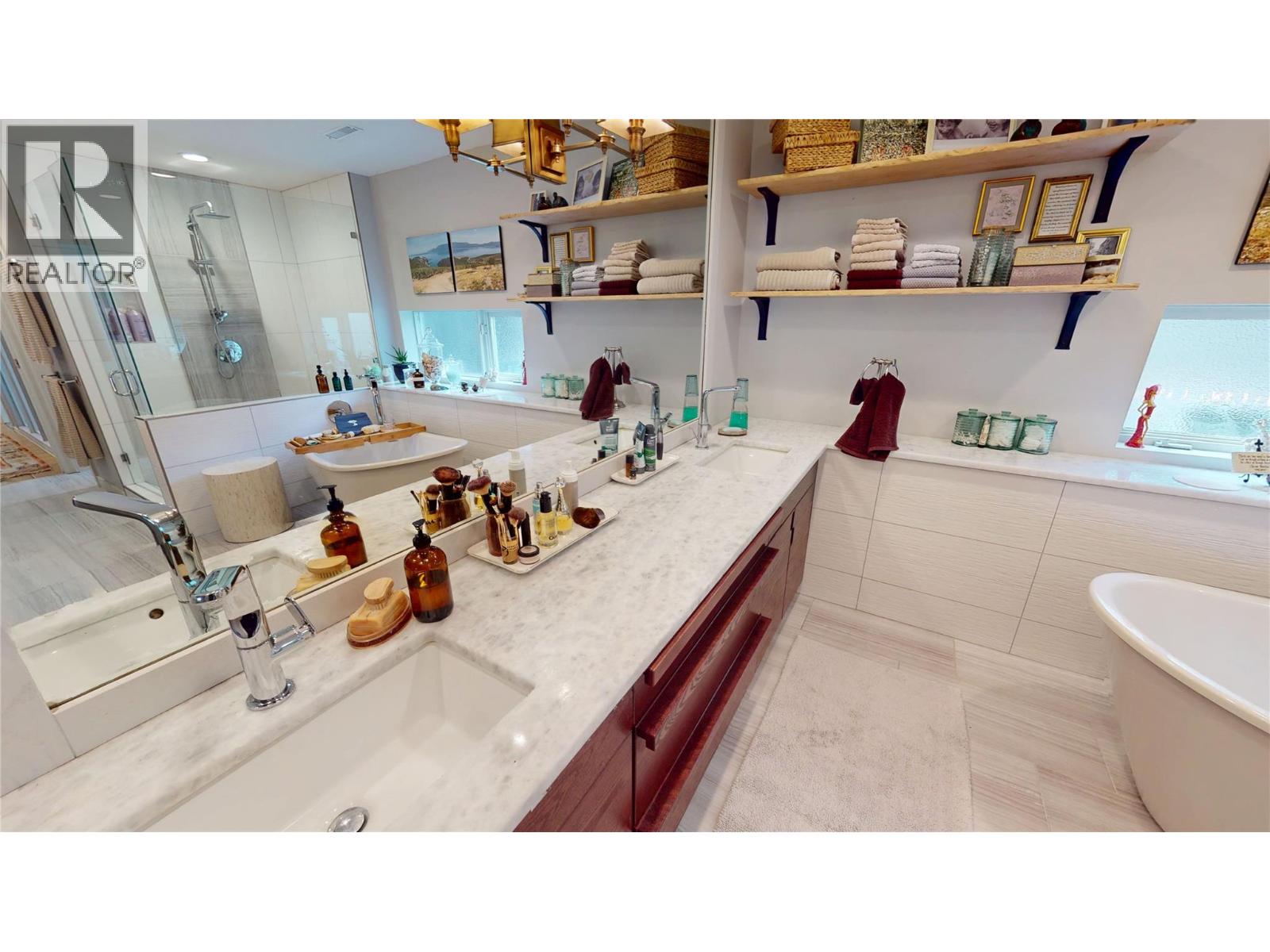 8875 Colony Road, Wardner, British Columbia  V0B 2J0 - Photo 40 - 10400361