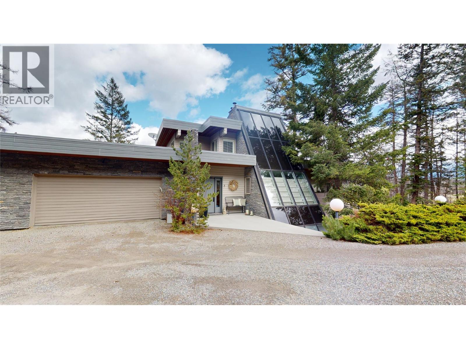 8875 Colony Road, Wardner, British Columbia  V0B 2J0 - Photo 55 - 10400361
