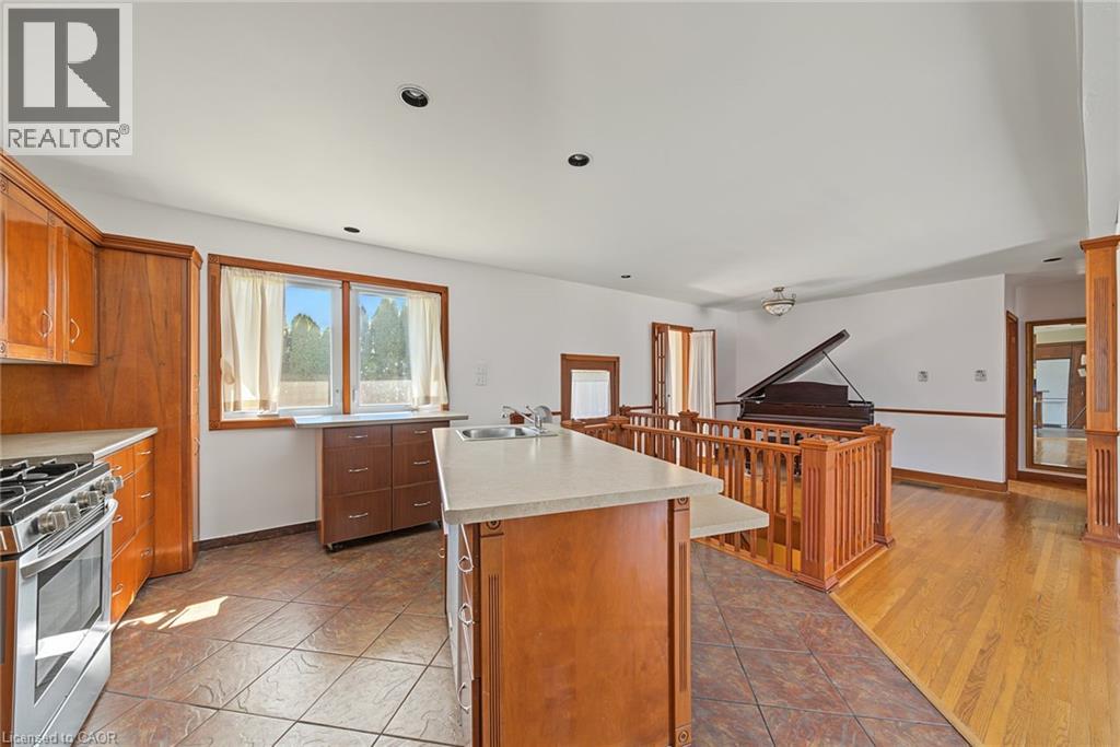 13 Lakeside Drive, Grimsby, Ontario  L3M 2K8 - Photo 21 - 40860715