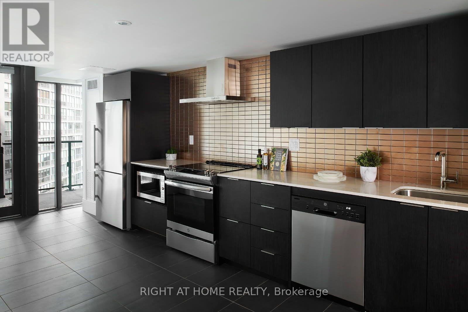 1809 - 955 Bay Street, Toronto, Ontario  M5S 0C6 - Photo 33 - C13766412