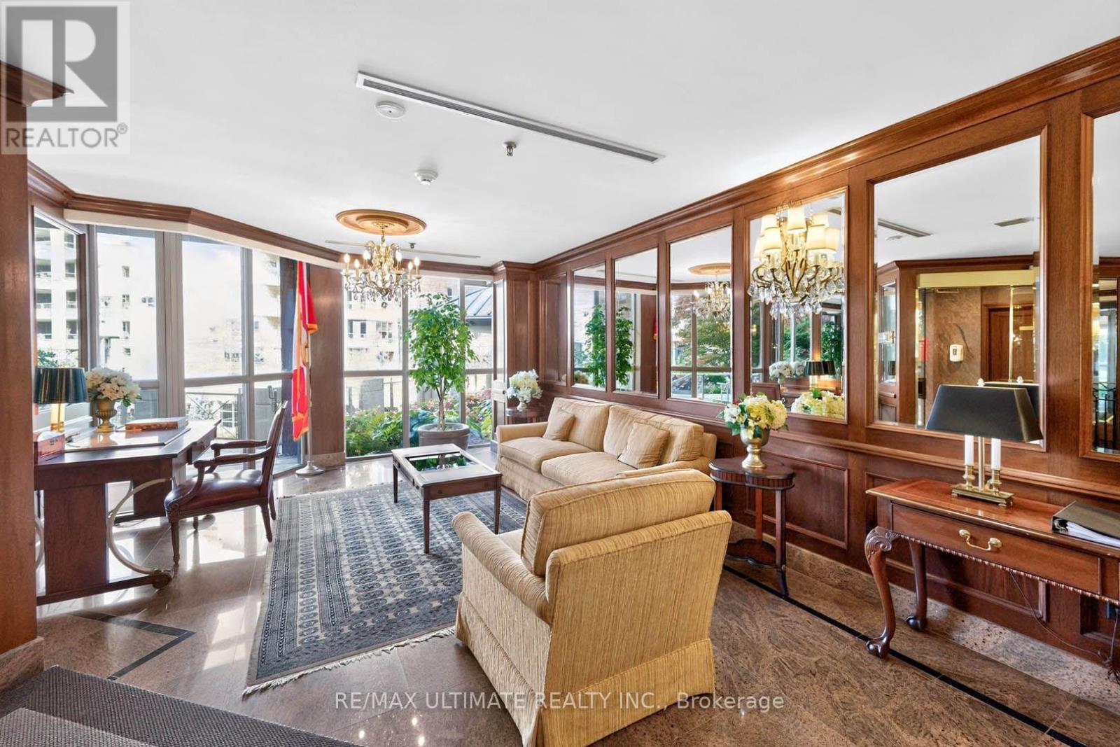 218 - 215 The Donway W, Toronto, Ontario M3B 3P5 - Photo 2 - C13766424