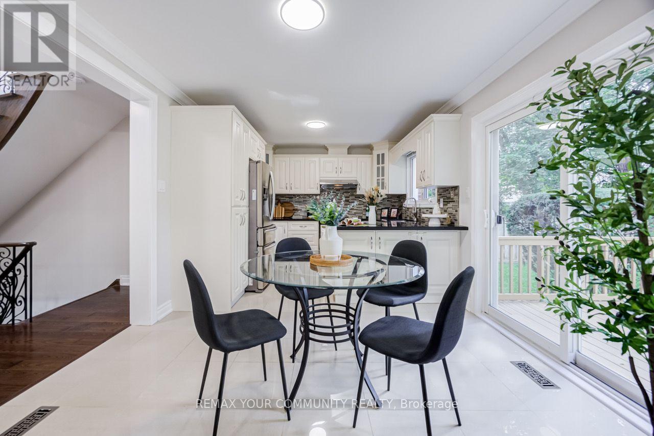 31 Clovercrest Road, Toronto, Ontario  M2J 1Z5 - Photo 16 - C13766428