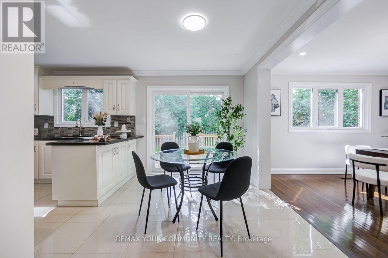 31 Clovercrest Road, Toronto, Ontario  M2J 1Z5 - Photo 17 - C13766428