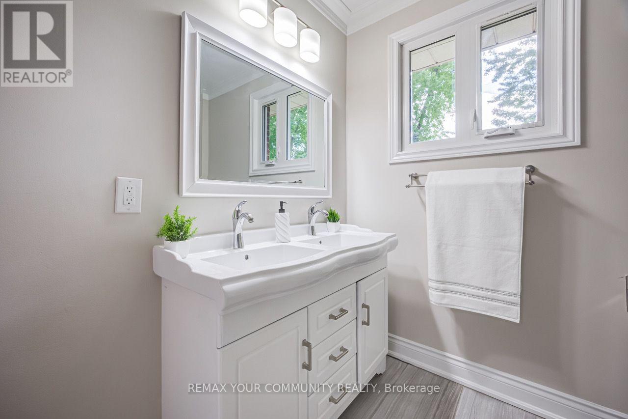 31 Clovercrest Road, Toronto, Ontario  M2J 1Z5 - Photo 32 - C13766428