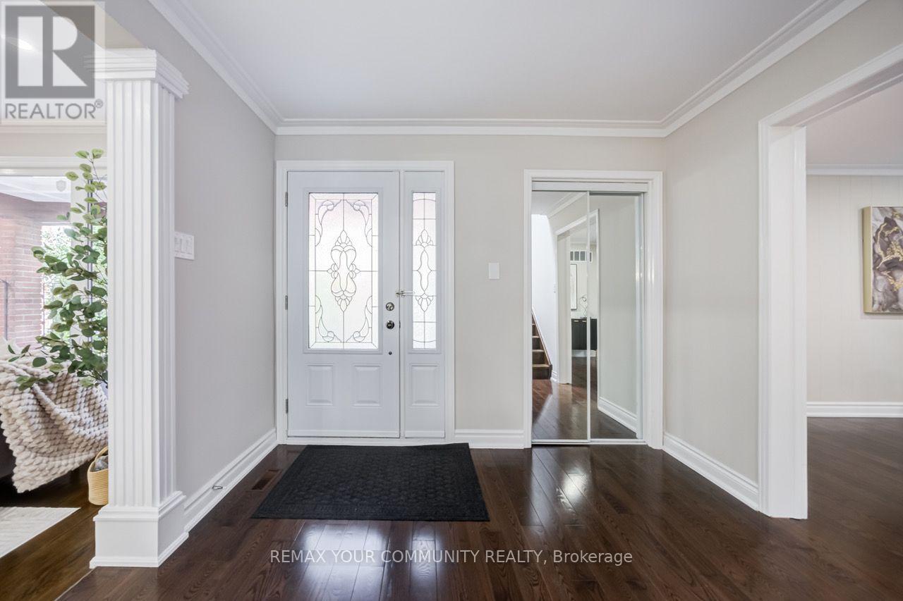 31 Clovercrest Road, Toronto, Ontario  M2J 1Z5 - Photo 4 - C13766428