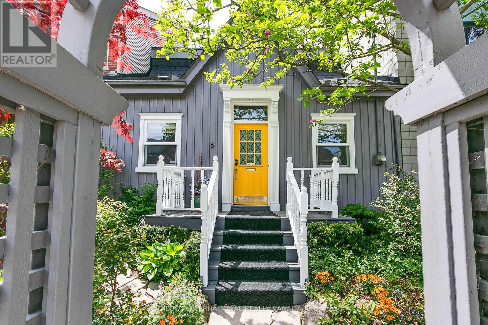 6 Bowman Street, Toronto, Ontario M4X 1T9 - Photo 3 - C13766518