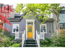 6 BOWMAN STREET, Toronto, Ontario