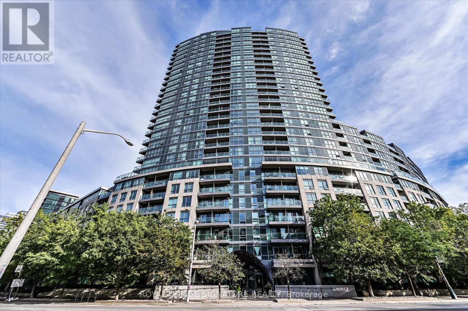 905 - 231 Fort York Boulevard, Toronto, Ontario M5V 1B2 - Photo 2 - C13766542