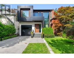 4 DOUGLAS CRESCENT, Toronto, Ontario