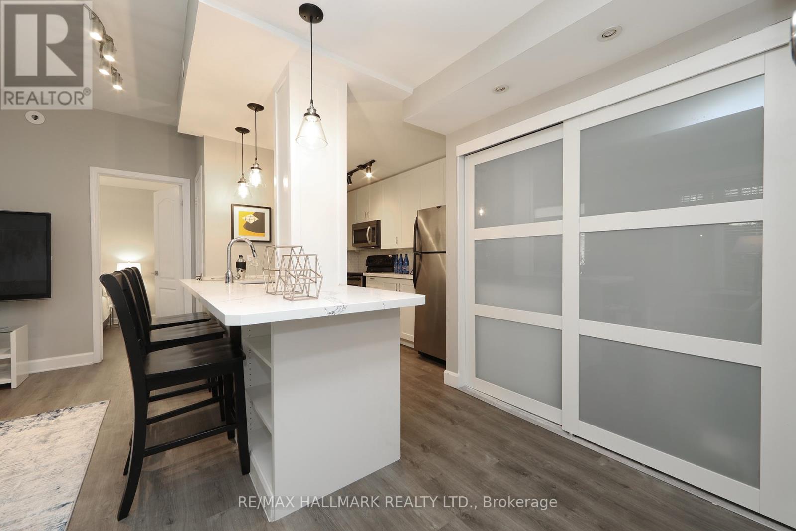 Th 10 - 78 Carr Street, Toronto, Ontario M5T 1B7 - Photo 12 - C13766674
