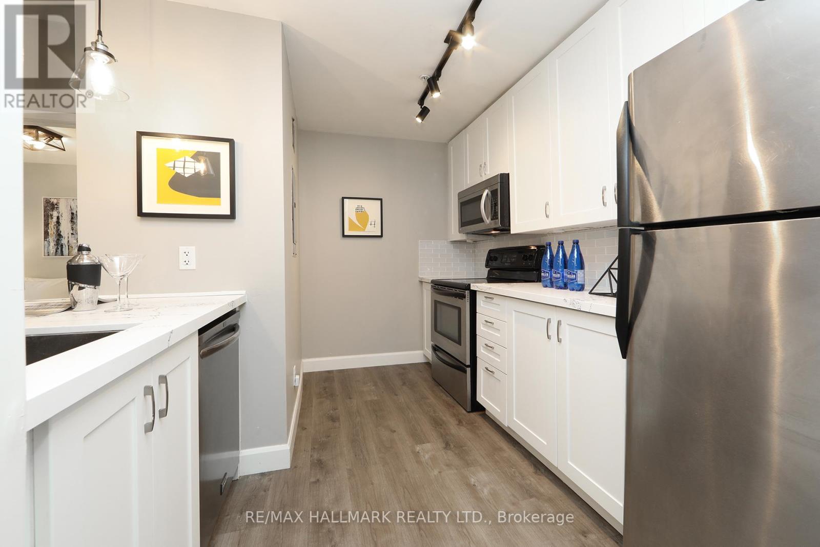 Th 10 - 78 Carr Street, Toronto, Ontario M5T 1B7 - Photo 13 - C13766674