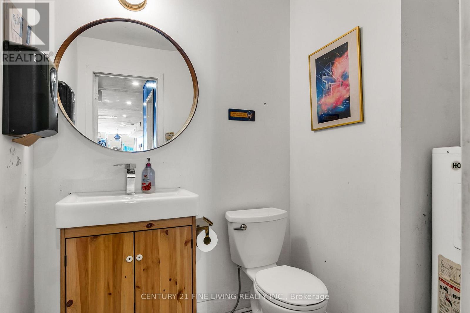 81 Huron Street, Toronto, Ontario M5T 2A8 - Photo 15 - C13766704
