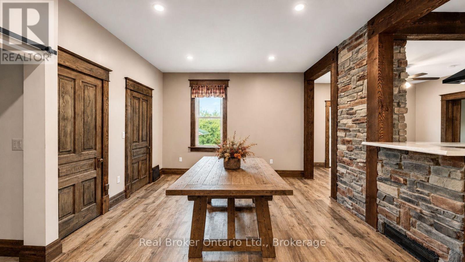 241787 16 Concession, West Grey, Ontario  N0G 2M0 - Photo 13 - X13766478