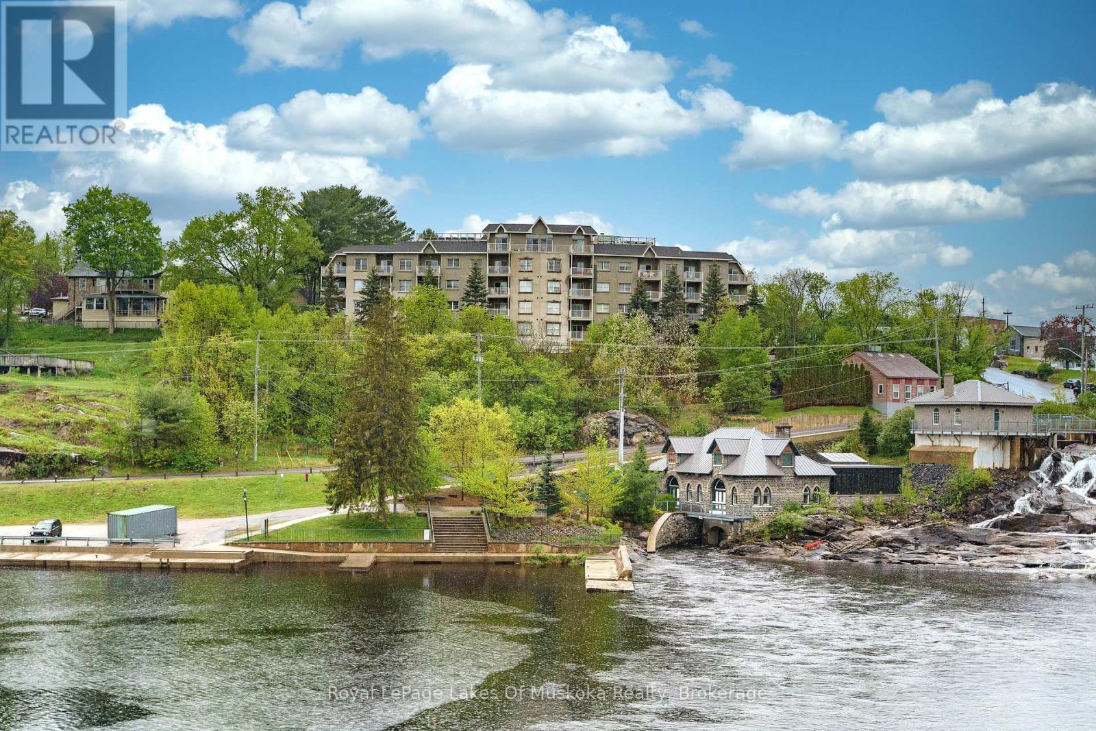 403 - 24 Ontario Street, Bracebridge, Ontario  P1L 2H5 - Photo 3 - X13766664