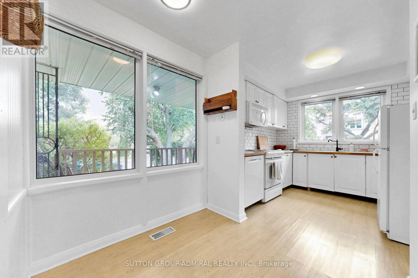 49 Talbot Road, Toronto, Ontario  M2M 1R7 - Photo 18 - C13751766