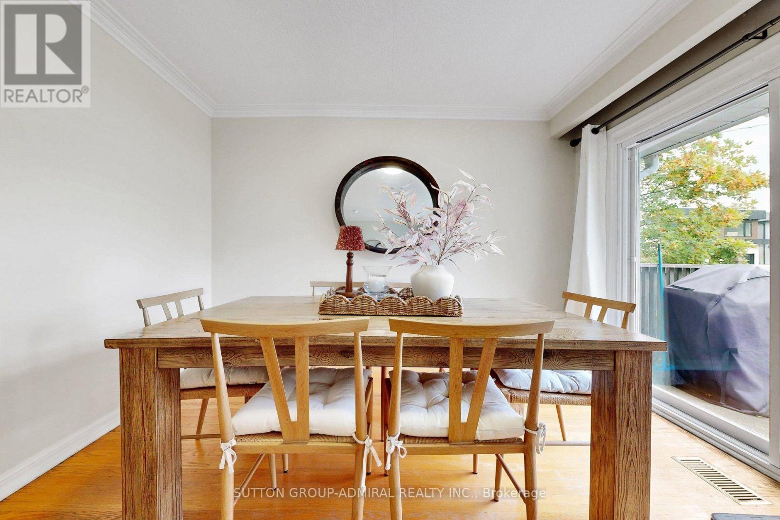 49 Talbot Road, Toronto, Ontario  M2M 1R7 - Photo 14 - C13751766