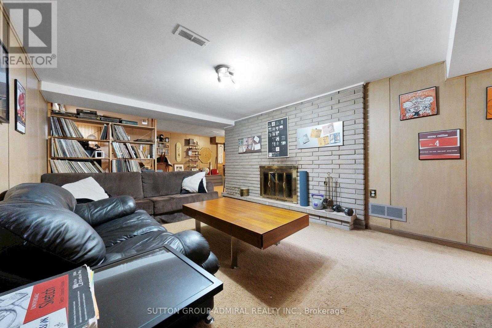 49 Talbot Road, Toronto, Ontario  M2M 1R7 - Photo 35 - C13751766