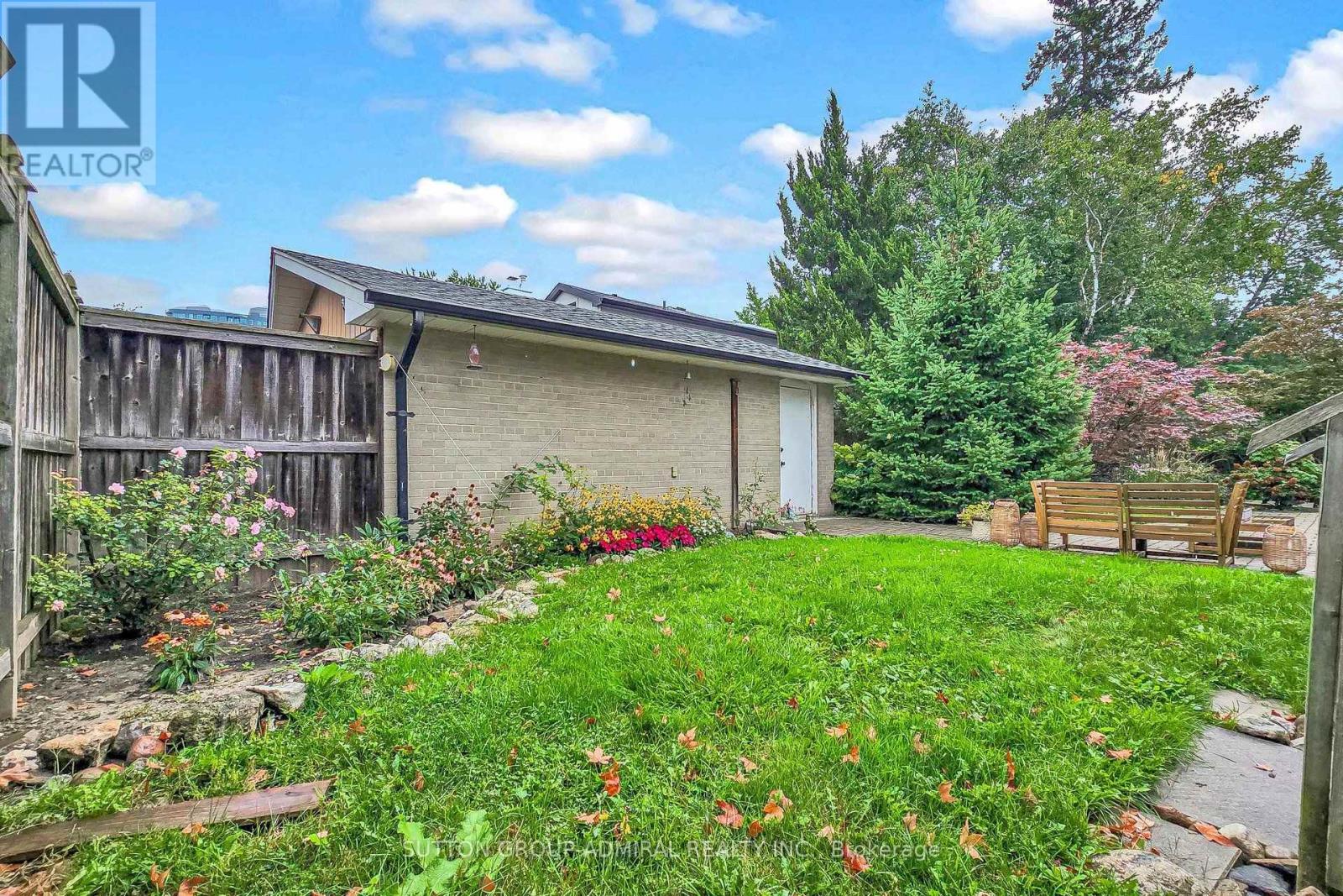 49 Talbot Road, Toronto, Ontario  M2M 1R7 - Photo 45 - C13751766