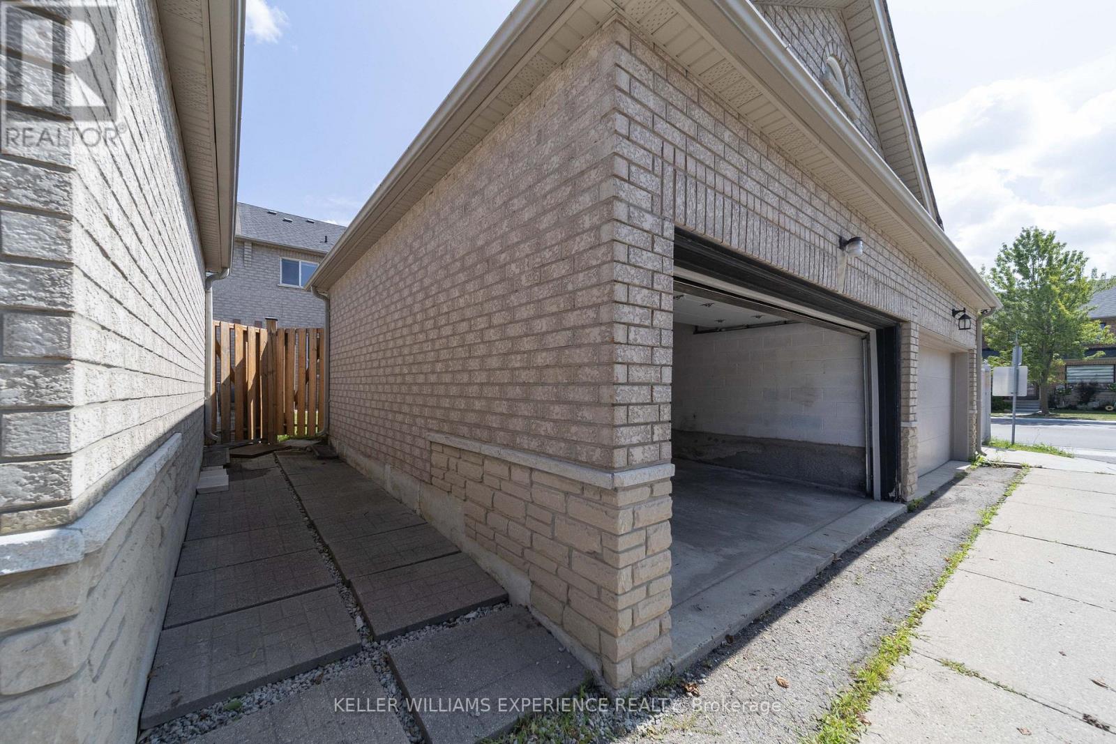 4 Castle Park Boulevard, Vaughan, Ontario  L4H 1M5 - Photo 20 - N13765350